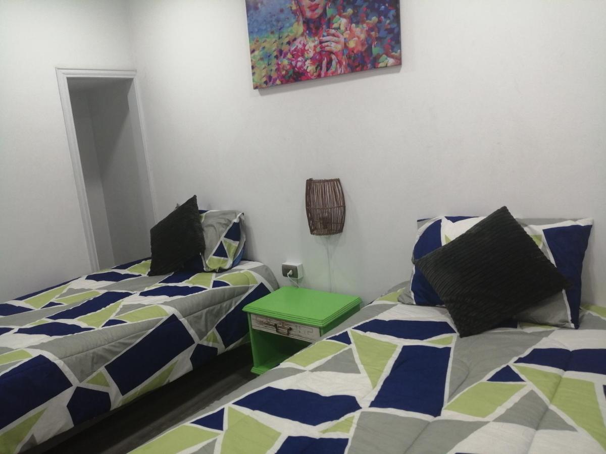 Hostal Mancora Monjitas 755 Hotel Santiago Exterior foto